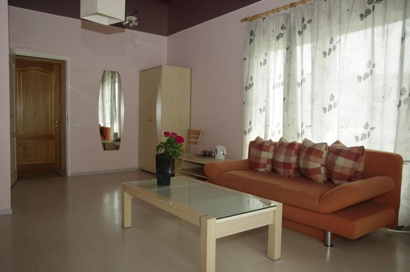 Europe Guesthouse Narva Buitenkant foto