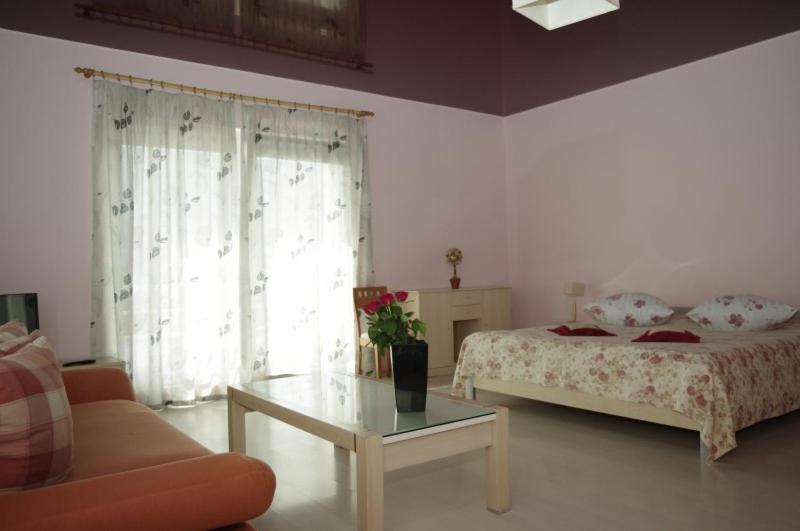 Europe Guesthouse Narva Buitenkant foto